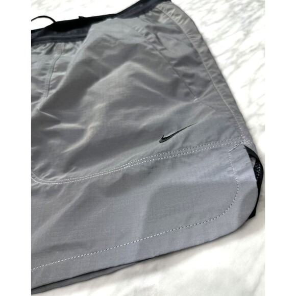 Nike Dri-Fit ADV Run Division 4" Shorts Reflective Silver FZ1123-035 Men's XXL - Picture 7 of 16